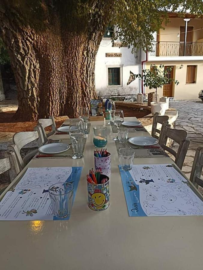 Lovely Studio In Strinilas With Its Own Pool Luaran gambar